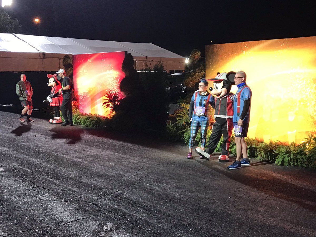 Attractions's tweet image. We are ready for this morning’s #WDW5k race! Oswald is among the characters meeting runners before and after the race. #runGKTW