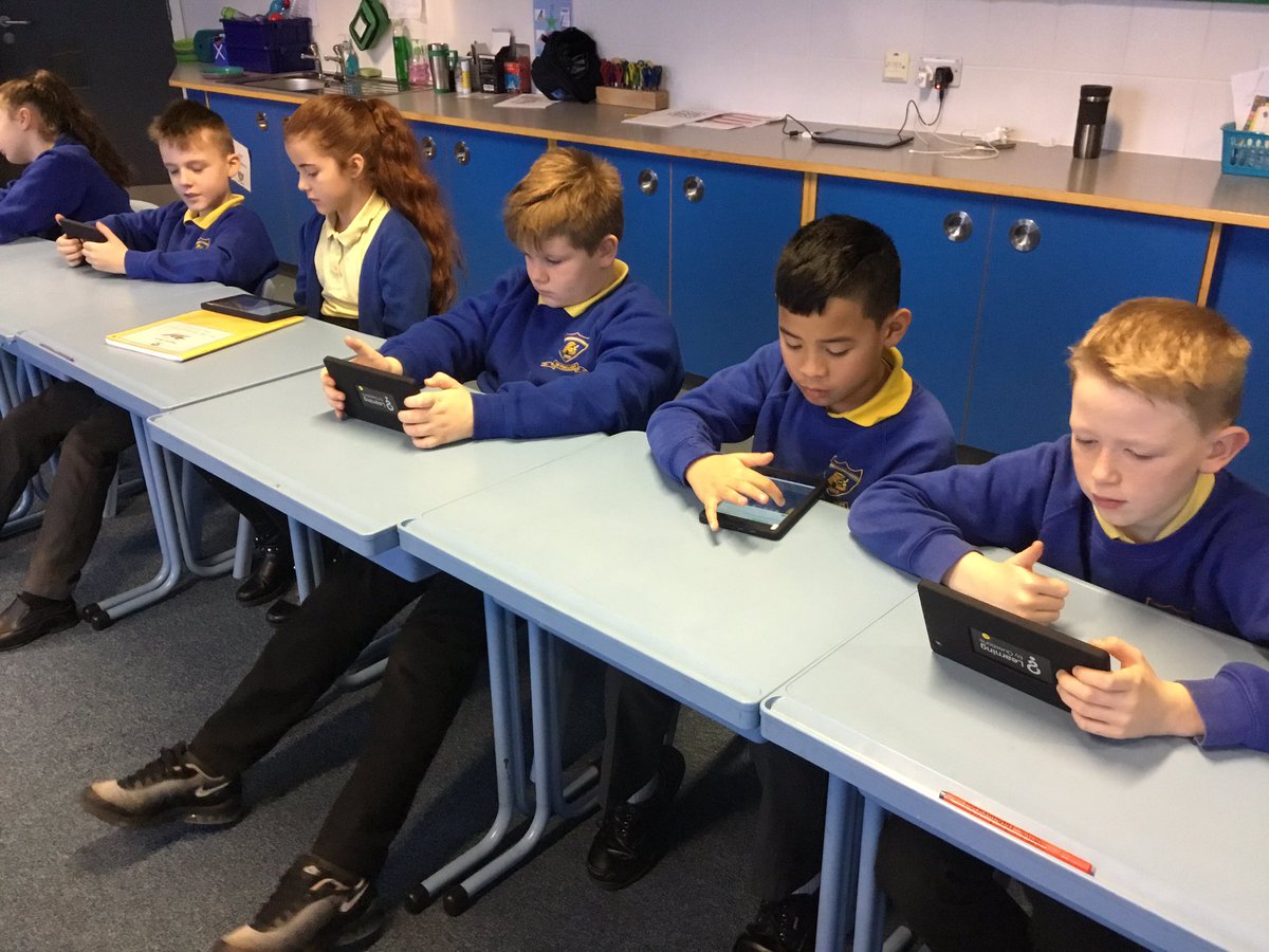 devonshireblack's tweet image. @LbQorg And were off! Day one of trialling Learning by Questions, great so far 👍 #improvingmaths