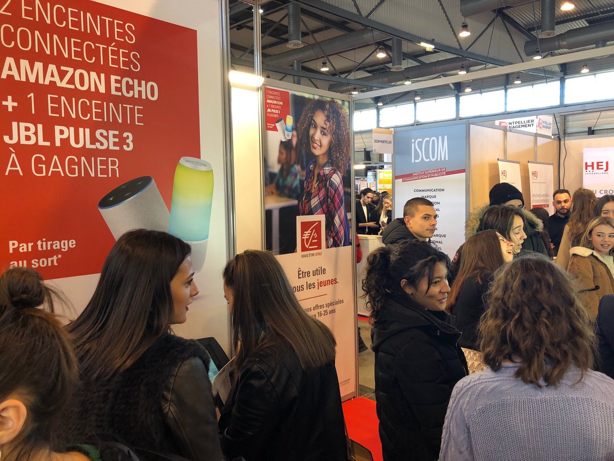 AnaisRaynal's tweet photo. En direct du Salon de l’Enseignement Supérieur de #Montpellier 📍Rdv sur le stand V1 ⁦@CaissepargneLR⁩ pour jouer et tenter de remporter de nombreux lots🎁 Au programme : quizz, borne PhotoBooth, et conseils personnalisés🐿 https://t.co/4CETai1cqA