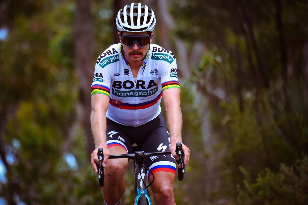 DansLaMusette's tweet photo. Pendant ce temps là, Peter Sagan se prépare pour la suite de Bohemian Rhapsody où il incarnera Freddie Mercury à la place de Rami Malek. https://t.co/jM2EBQMWcj