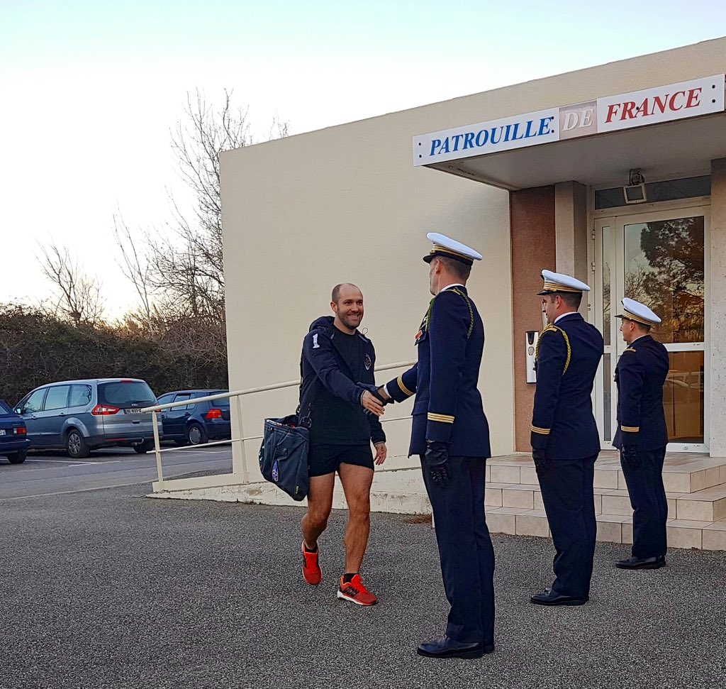 PAFofficiel's tweet photo. Aujourd’hui début des sélections pour les intérieurs de l’équipe 2020. Chaque postulant bien que chef de patrouille avec généralement plus de 2000h de vol, se présente comme un novice. L’humilité est une des qualités demandée à nos pilotes. #Equipe #futur https://t.co/lSSXfGudt2