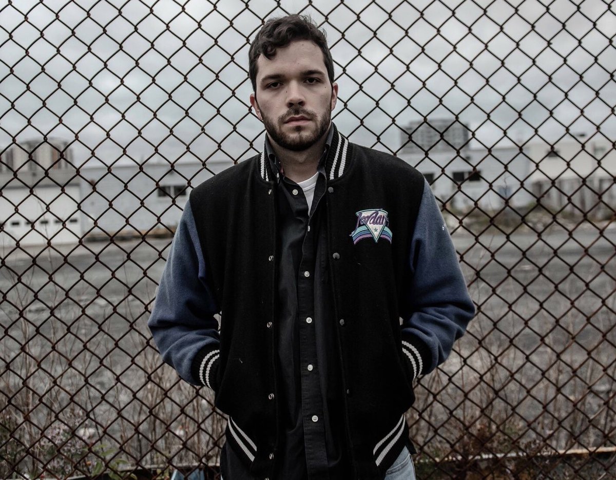 "It's my Mom's car."

<a href="/HenriGielis/">Henricus Gielis</a> plays Jess in Joyride, coming to @NeptuneTheatre January 24th-27th.

matchsticktheatre.ca/tickets/

📸 @StooMetz