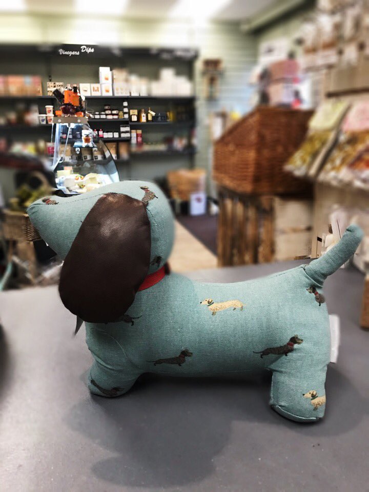 Look who’s in our sale!  Delightful dachshund doorstop from British designer Sophie Allport #sophieallport #doorstop #dachshund