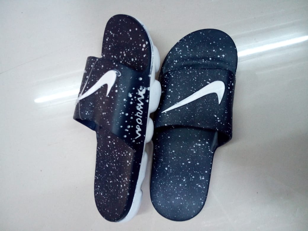 vapormax flip flops