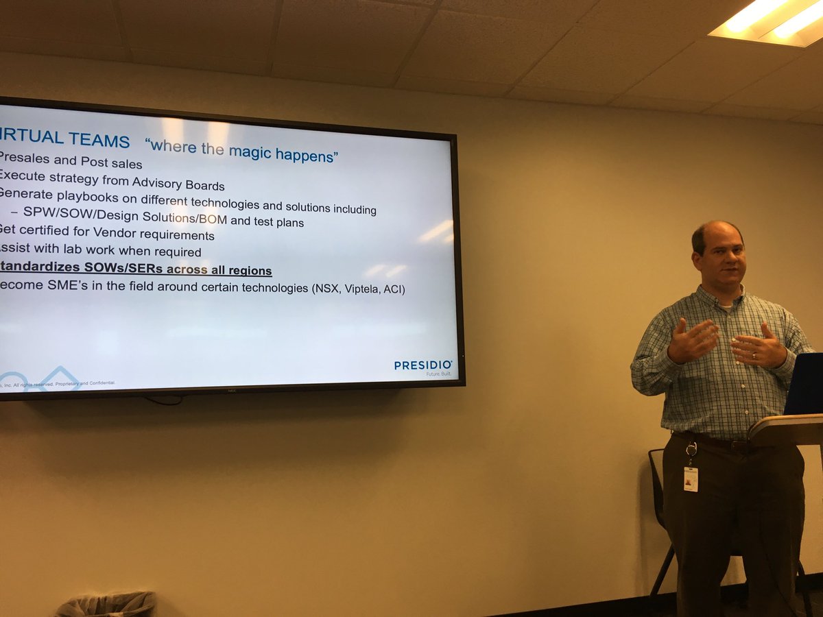 vinu1's tweet image. First step @PRESIDIO #vCTOSummit ⁦@angryjesters⁩ talking about #SoftwareDefinedNetworking