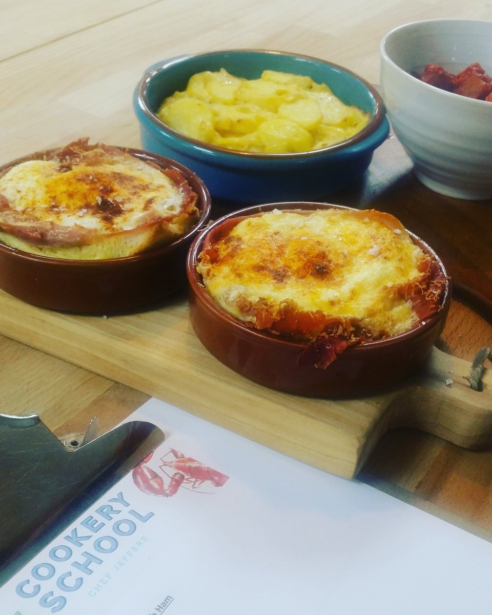 ForestsideCSchl's tweet photo. Amazing tapas today with the team from @QUBelfast deeelicious. @chef_jeffers get in touch at info@forestsidecookeryschool.com if you fancy a work do in our fab #cookeryschool you'll love it!! #teambuilding #dayaway #workdos #greatdayout #belfast https://t.co/jsKyucT8nN