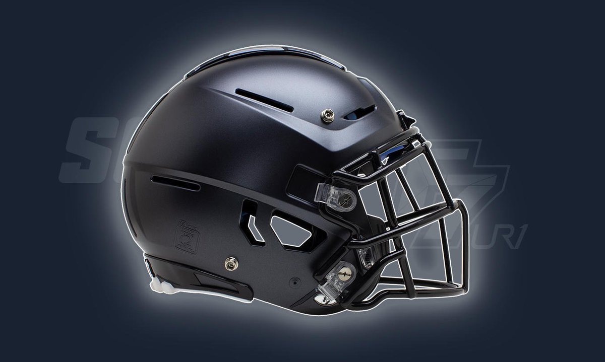 schuttsports's tweet image. A custom fit #football helmet for life, F7 UR1 customization is adjustable to address changes to the athlete’s head or preferred fit, or the helmet can be totally reconfigured for another player. 

Learn more here: fal.cn/rGV6
#ScienceOfDomination #F7Domination