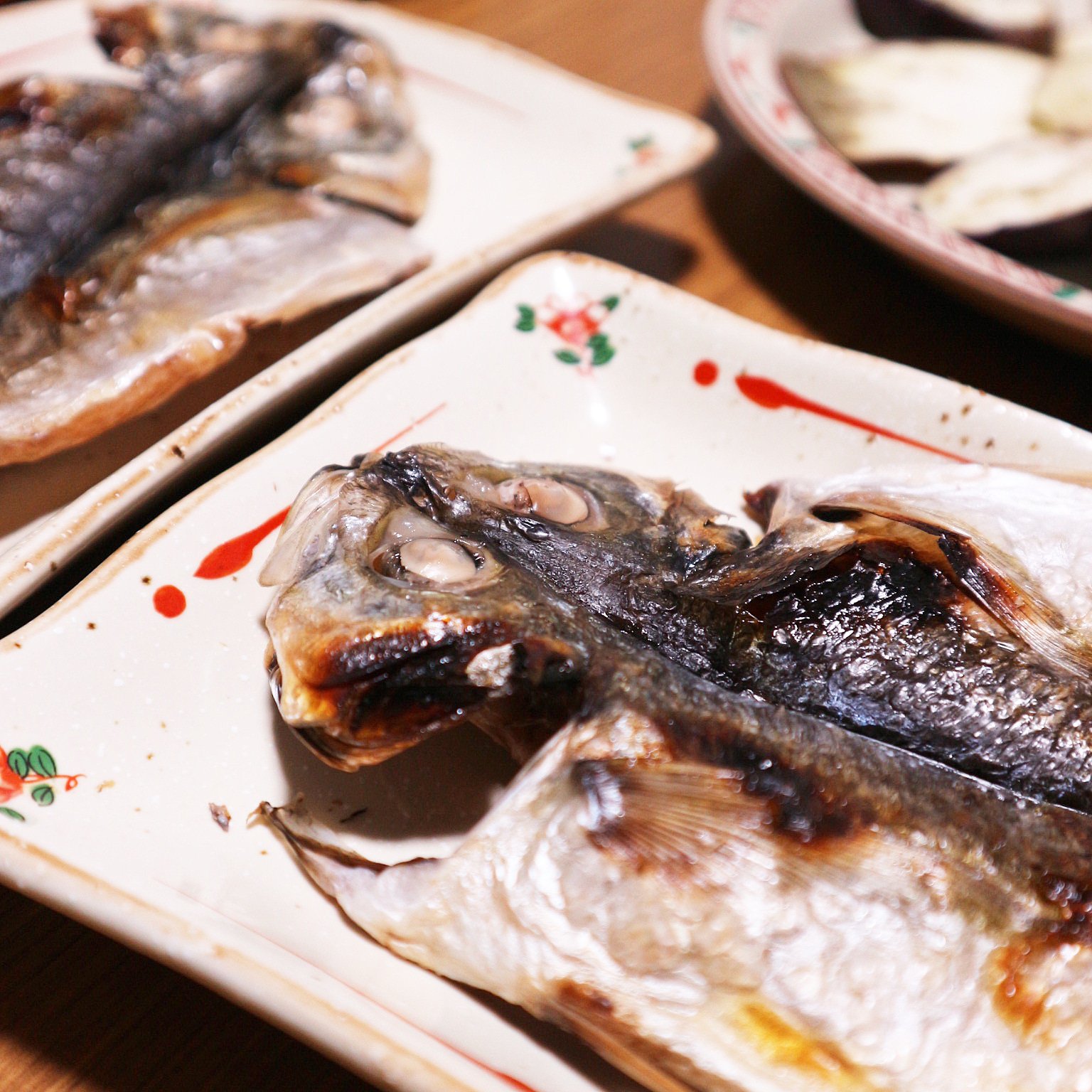 Twitter 上的 まるやまひとみ クリエポありがとうございました 今日がひものの日だとは知らずに干物を買って帰っていた 今晩は長崎県産真あじ の開き やっぱり鯵は長崎県産が旨い そういやおやつに食べた干し柿も干物になるのかな 1月10日 干物の日 ひもの