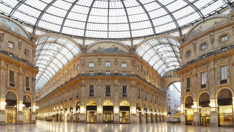 ItalyMBD's tweet image. #shopping in #Milan, so inspiring and beautiful Italian cloths and fabrics. Know for its excellent quality of tissues. #fashion #clothing #Italy
