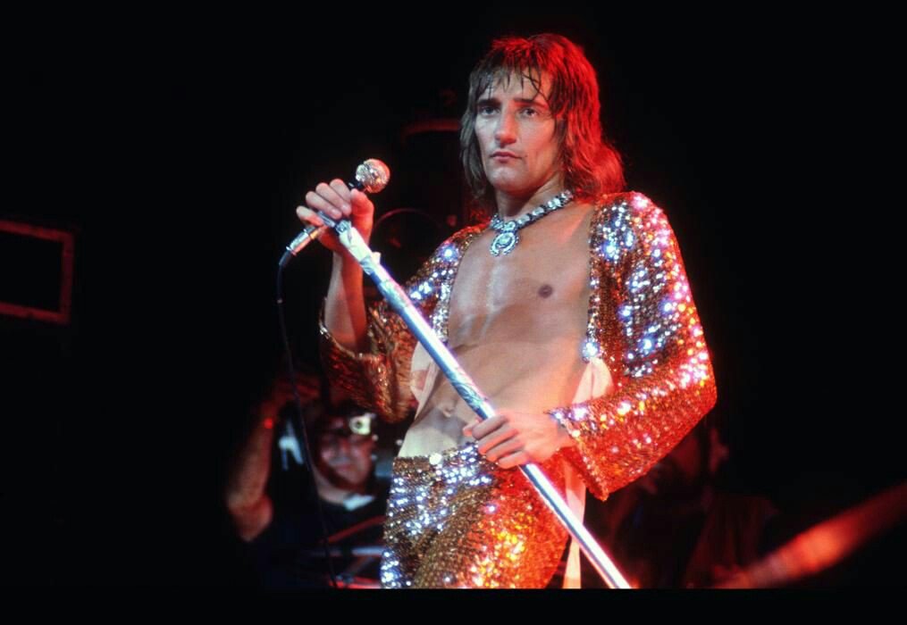 Happy Birthday Sir Rod  Stewart, CBE  10 th January 1945  is a British rock singer and songwriter. 