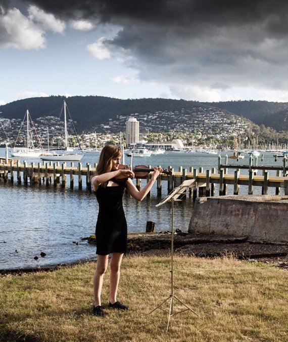 RiversideEnsemb's tweet image. Throwback to this fabulous day. The clouds looked so ominous but luckily it didn’t rain 🙌🏼 .  #riversideensembles #perthblog #perthbrides #perthbands #perthcorporateevents
#perthadvertising #perthblogger #girlbossperth #weddingfashion #weddingidea #event… bit.ly/2CgRm9I
