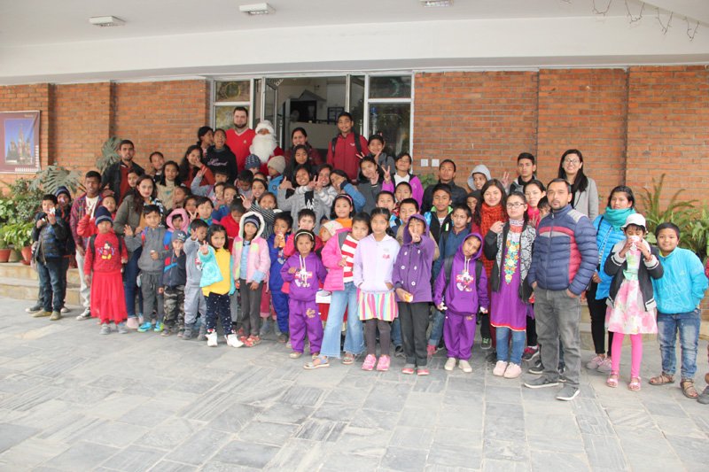 RusHouseinNepal's tweet photo. RCSC organized a Christmas and New Year celebration program for the children of Nepal Children's Organization; popularly known as "Bal Mandir.
#россотрудничество #россиялюбовьбезграниц #russialovewithoutborders #Rossotrudnichestvo #rsgov #RussiainNepal #RCSCNEPAL #inNepal https://t.co/XgB4KRYrx3