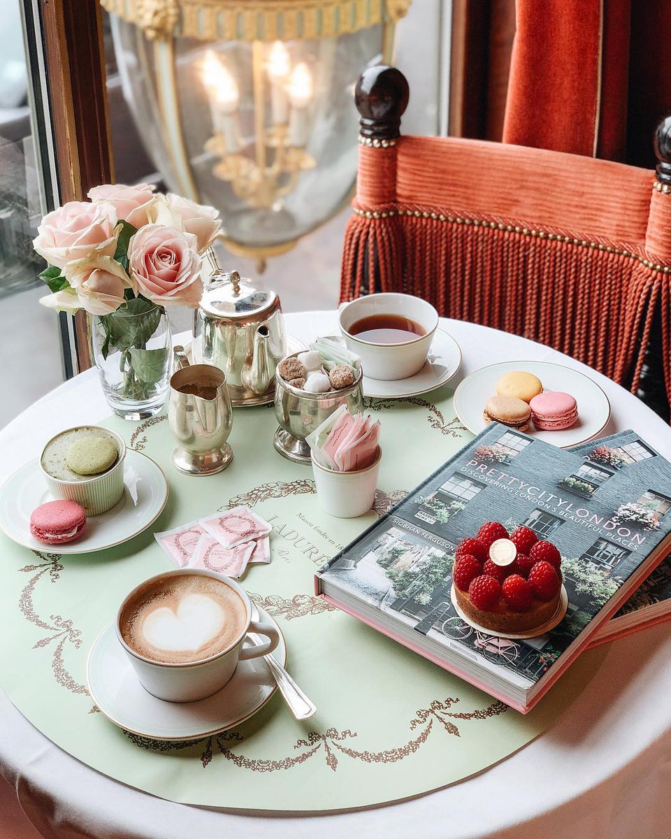 thdiplomathotel's tweet photo. 🚸 Wherever roads bring you, always take the time to savour a cup of coffee with some sweet treats ☕🍩🍪 
🛎 Collect your #LondonMemories and explore the town by being our guest at The Diplomat Hotel.
#london #visitlondon #travel #traveling #vacation #hotelinlondon https://t.co/TwcMdfQvZ2