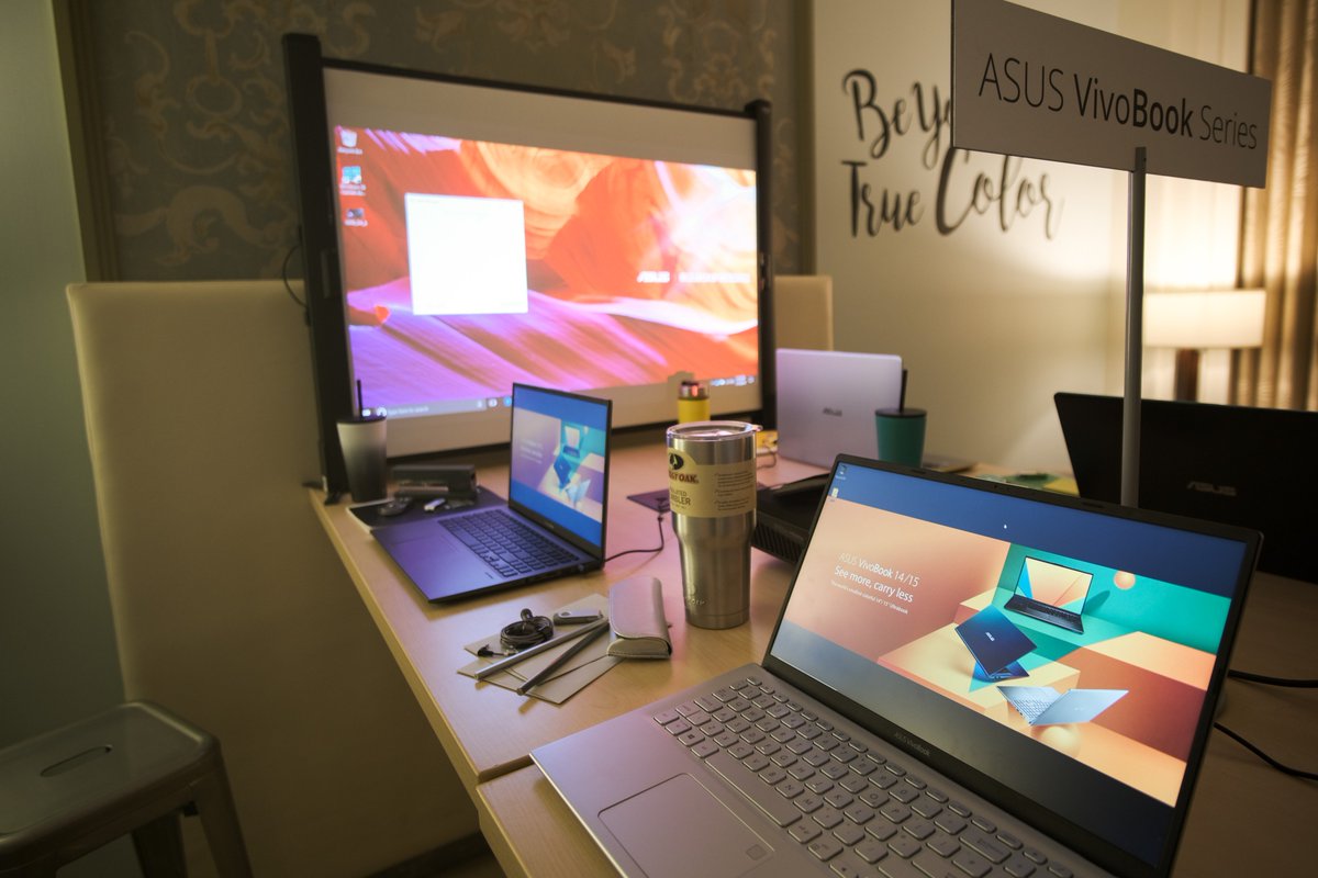 ASUSTR's tweet image. Yeni ASUS #ZenBook, #VivoBook, #StudioBook ve dahası...
#CES2019&apos;da tanıtılan muhteşem ASUS yeniliklerini keşfet!