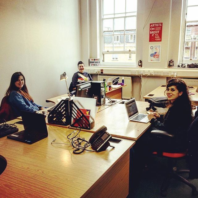 CourtauldRes's tweet photo. ✨Welcome to the new Research Forum office!✨✨ @insh_f #leylabumbra #jessicaakerman @graceanagle @in_guiot @tomgould65 https://t.co/0CvtgJ3PG4 https://t.co/rzeBP8cali