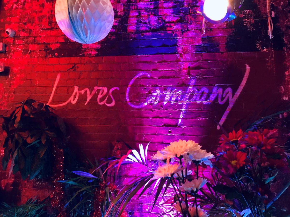lilsrichards_'s tweet photo. ✨NEW✨ Loves Company Cocktail Bar https://t.co/5BFpis5l1D

@allthoseblogs @Bloggeration_ @TheBlogger_Hub #BBBlogRT @TheBloggersPost @TheBloggerGals @LovingBlogs #TheClqRT @BloggerLS @BloggingBabesRT #BloggerLoveShare https://t.co/29pbxdqxoT