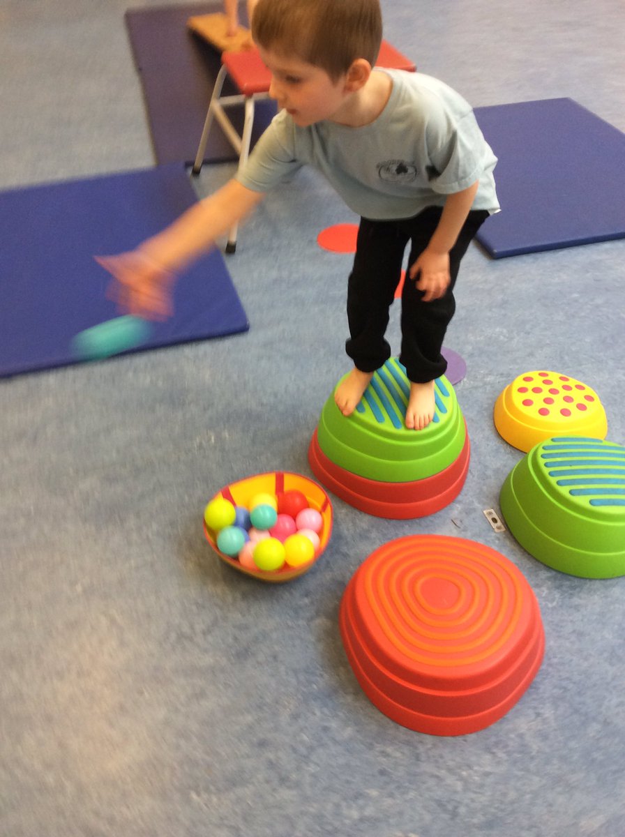 mbk_yr's tweet photo. Bumblebees loved their first gym session today with Jo &amp; Sharon!🤸‍♂️🧘‍♂️🤸‍♀️ https://t.co/PoS38IBG6V