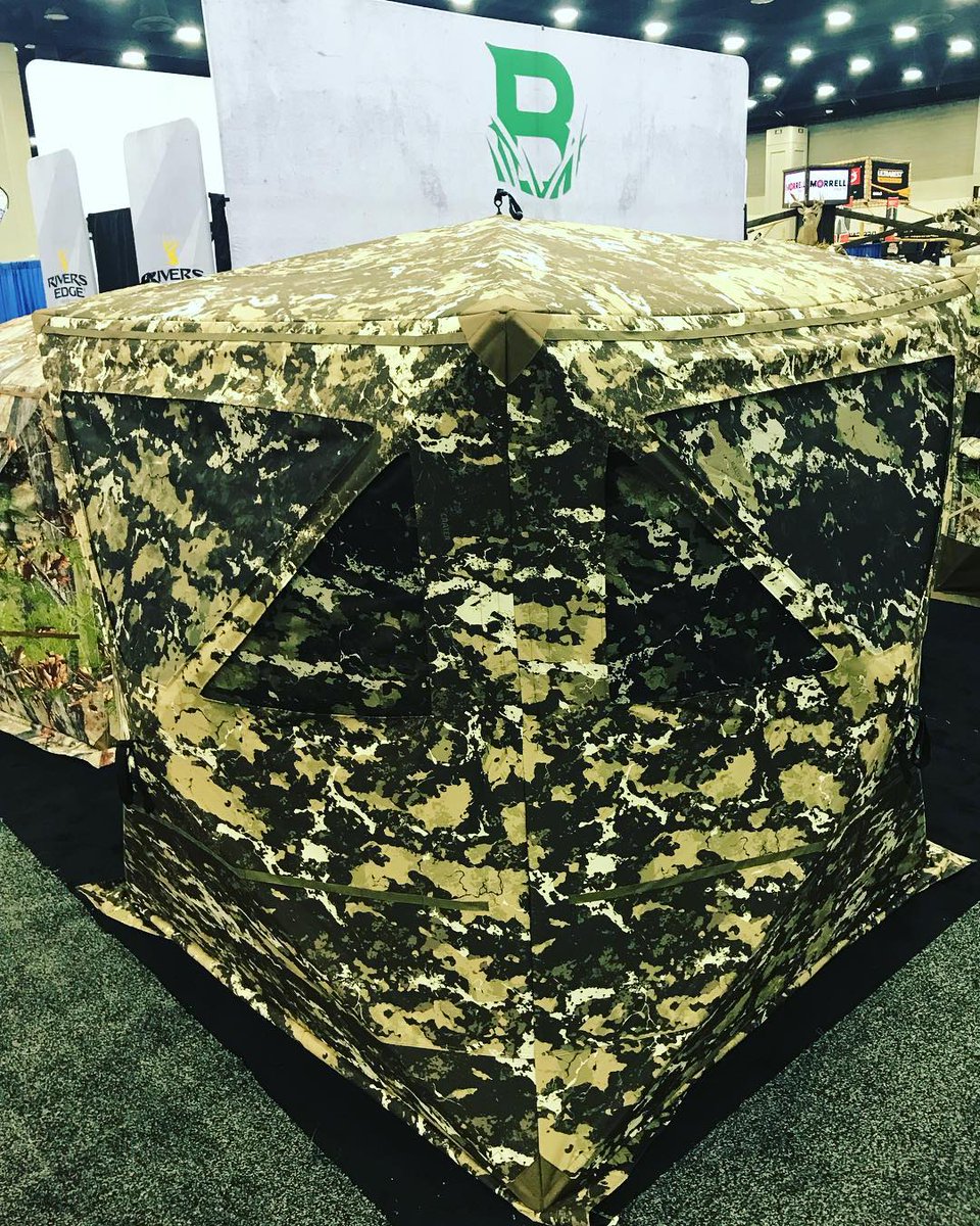 antler_valley's tweet image. Introducing the all new series of blinds from Barronett.....
The new Blockout Blinds- shown in our new Crater Camo Pattern. Available late summer 2019. More info to come. #ata2019 #hunting