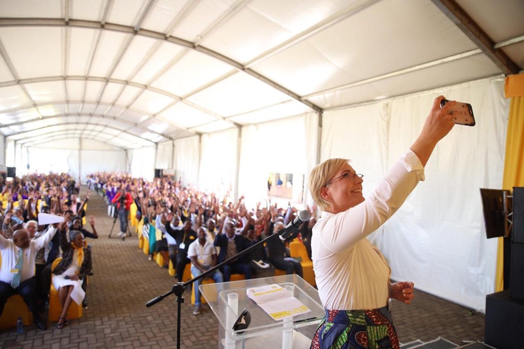 lukmpumela's tweet photo. .@mtnza #MTNFoundation’s investment in #ICT (e-learning) is means of bridging the gap between the digital divide.This #BackToSchoolGP initiative has a sustainable,long-term https://t.co/qPSS7I9GLo there was handover of two Multimedia Centres&school shoes in partnership wt @DBE_SA https://t.co/XsUX2Kqudb