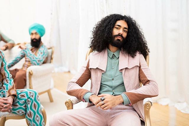 LCM
RAHEMUR RAHMAN
AUTUMN/WINTER 2019 presentation

Designer: @rahemurrahman
Stylist: @KamranRajput
Casting: <a href="/ZafShabir/">Zaf Shabir</a>, @thecactusagency 
Photographer: <a href="/qaiserazim/">Qaiser Azim</a> @theirfanrafiqproductions 
Set Designer: @Sumaboutstyle
MUA: @tasnimnaharmakeupartist
Des… bit.ly/2FjDzTt