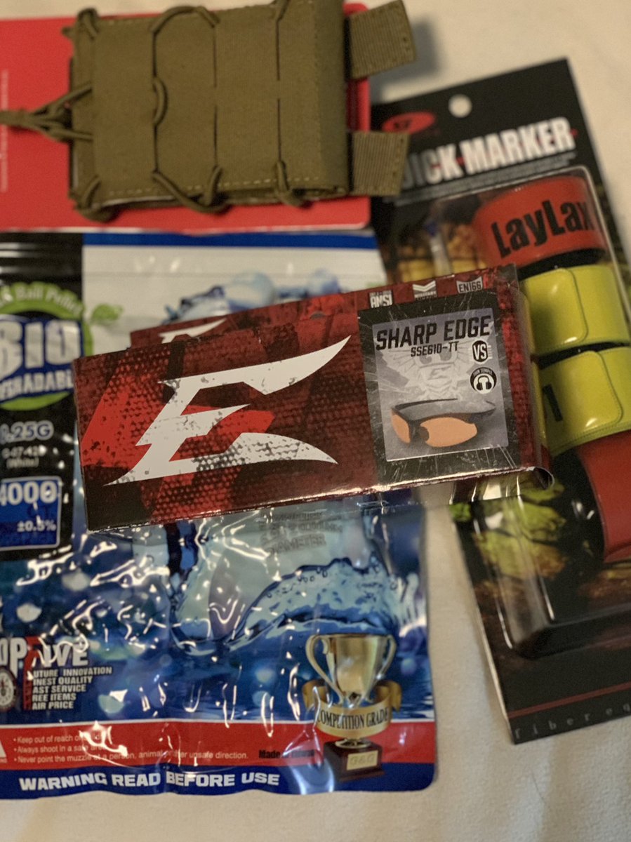 XN_BLOW's tweet photo. とうとう買ってしまったedge tactical
これがあれば曇ることはないぜ!(多分)
vortexの新サイトも防弾レンズ購入出来たので装着!で日曜実戦投入!
#軍拡
#サバゲー
#edgetactical
#vortexspitfire https://t.co/SPc3o702nC