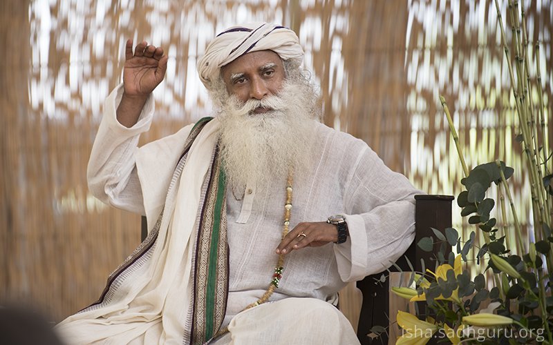 SadhguruJV's tweet photo. Most people in the world are not really busy – they are just preoccupied, and that is tiring. #SadhguruQuotes https://t.co/8eQiyvCQkG