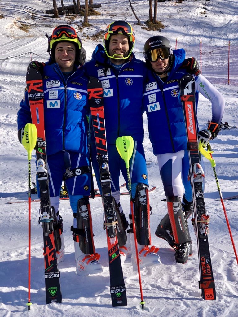 ⛷️Esquí Alpino l FIS Gressoney🇮🇹 Joaquím Salarich (🇪🇸) acaba en 🥇PRIMERA POSICIÓN🥇 Juan Del Campo (🇪🇸) acaba en 🥈SEGUNDA POSICIÓN🥈 Aingeru Garay (🇪🇸) acaba en CUARTA POSICIÓN 🔸Todo trabajo tiene su recompensa, grandes nuestros esquiadores, a seguir sumando. Mañana más🌎