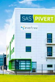 Avril's tweet photo. Le saviez vous ? #Evertree a ouvert son premier centre d’#innovation en 2017. Sa mission ? Développer des solutions bio sourcées, alternatives aux produits fossiles, à partir de la protéine de #colza Plus d'infos ici : https://t.co/nXvwu6S8km
#RA2017 https://t.co/vcs39vWv9P