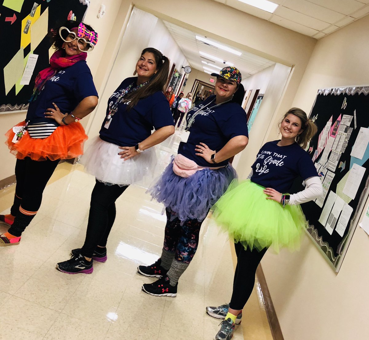 pve4thgrade tweet media