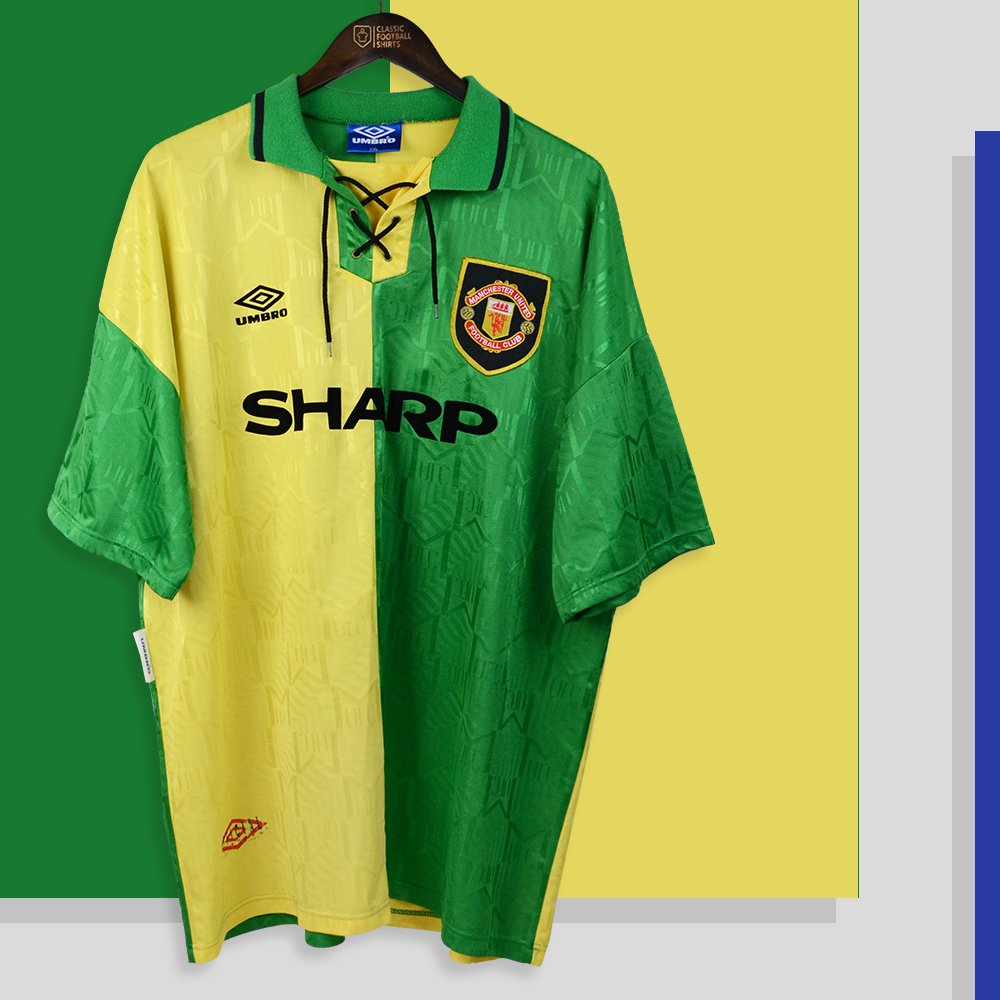 Classic Football Shirts Shirt Design Best Of The Half And Half Which Is Your Favourite Can You Think Of Any Other Teams That Wear A Half And Half Kit T Co E7qtisyduw
