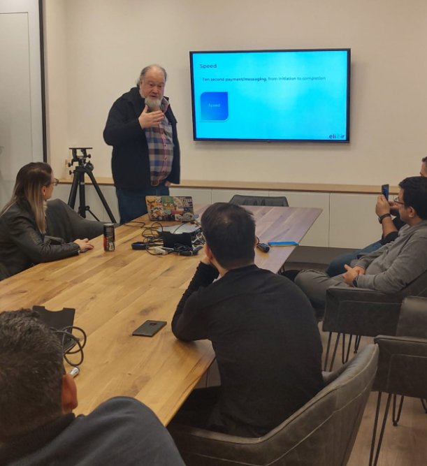 Famed cryptographer and developer of ecash (an electronic cash application), David Chaum, presented Elixxir project to SIRIN LABS to discuss the best way to collaborate between Elixxir and SIRIN OS™.