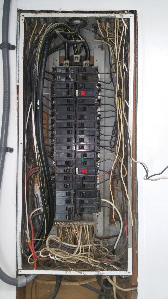 celcoelectric's tweet image. If your #Electrical #panel looks like this, it&apos;s time for a #Panelupgrade and #CELCO #Electric provides you with not only great #Customer #Service, each installation is covered by our exclusive #Lifetime #Labor #Warranty. &quot;Your Safety, our Integrity&quot;