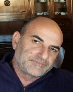 Emergencies_112's tweet image. En Martín Vives va desaparèixer ahir a Palma. Té 48 anys i fa 1,70. Si el veus, telefona a l'112. 
---
Marín Vives desapareció ayer en Palma. Tiene 48 años y mide 1,70. Si lo ves, llama al 112.