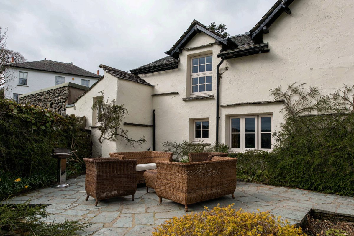 Perfect for new-builds &amp; traditional homes - Choose Timberlook Flush Sash Windows! 

- 10 popular colours available
- Optional concealed trickle vents
- Free UK delivery  ⚒ 

The right choice has never been so easy! Contact us on 01253 891010

mailchi.mp/a-w-s/70mm-flu… … …