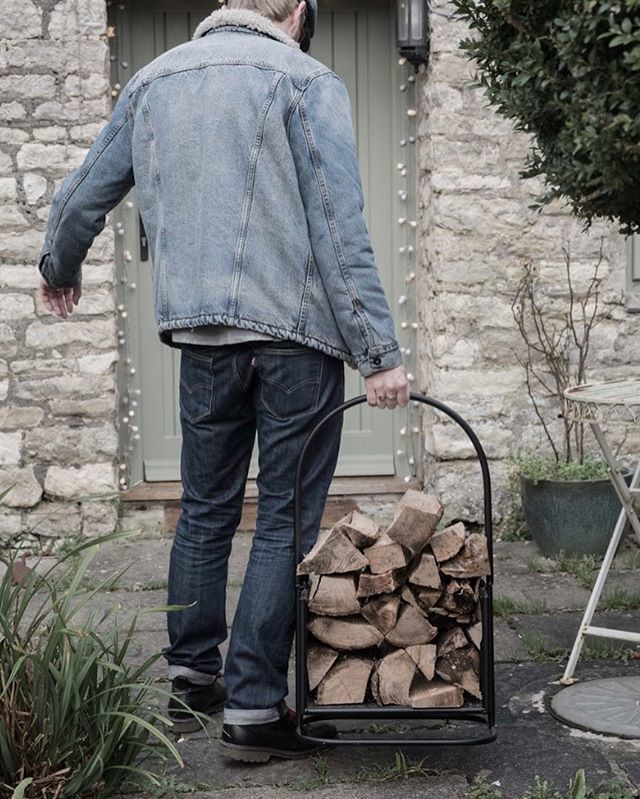 Baby it’s cold outside. Needs more denim.
•
Denim by @levis
•
Photo by @paulosbornephotography
•
•
•
#winter #battendownthehatches #layerup #doubledenim #shearlingjacket #jeanjacket #levis #501s #wintercoat #lumberjack #woodchopping #madeinengla… http://bit.ly/2Cbm4Rr