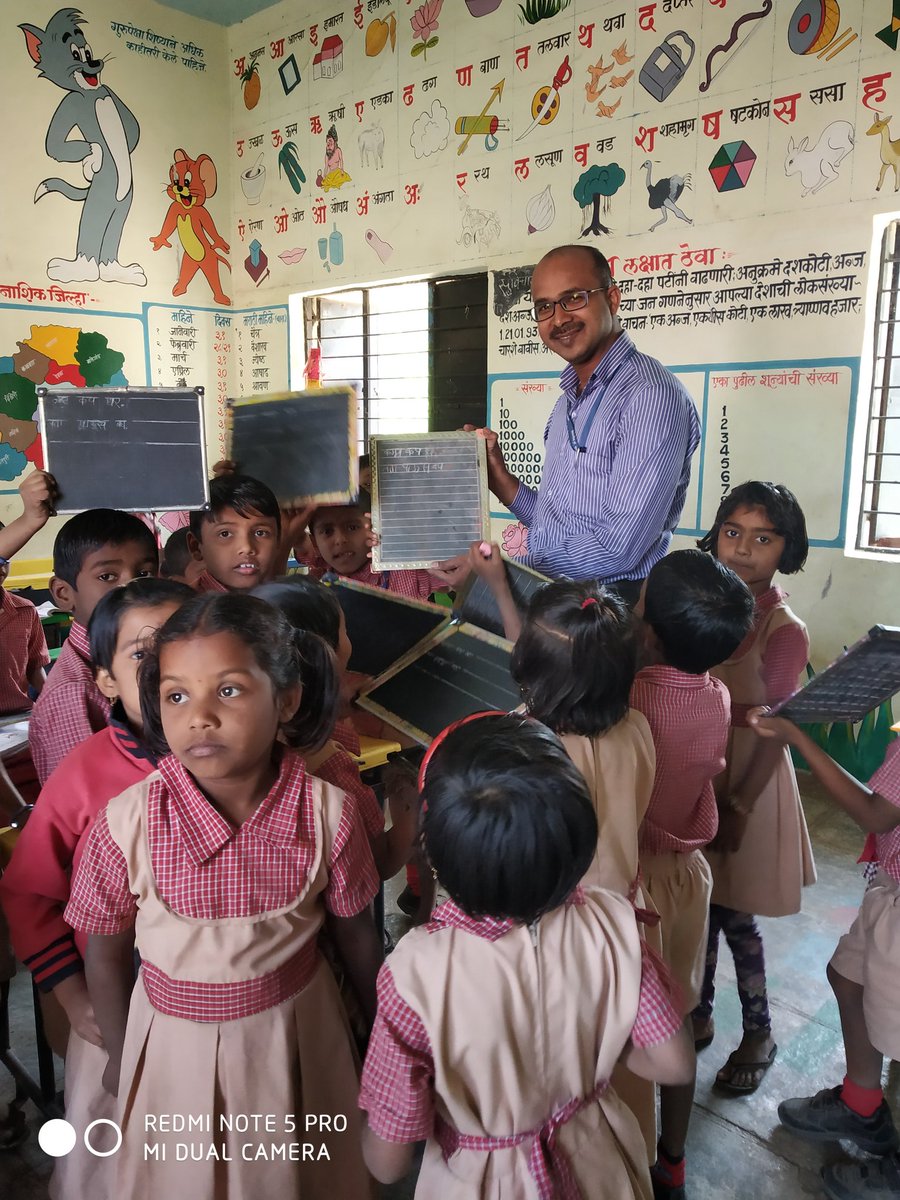 1st std students can listen and write simple and easy marathi sentences on slate.
They liked slap to the board and chain drill activity. Visited schools in kokangaon cluster (Niphad) and interacted with teachers and learners.
#tejas4ed  <a href="/quazi_s/">Zubair Quazi</a> <a href="/nisarshaikh__7/">Nisar Shaikh</a> <a href="/KiranKedar5/">Kiran Kedar</a>