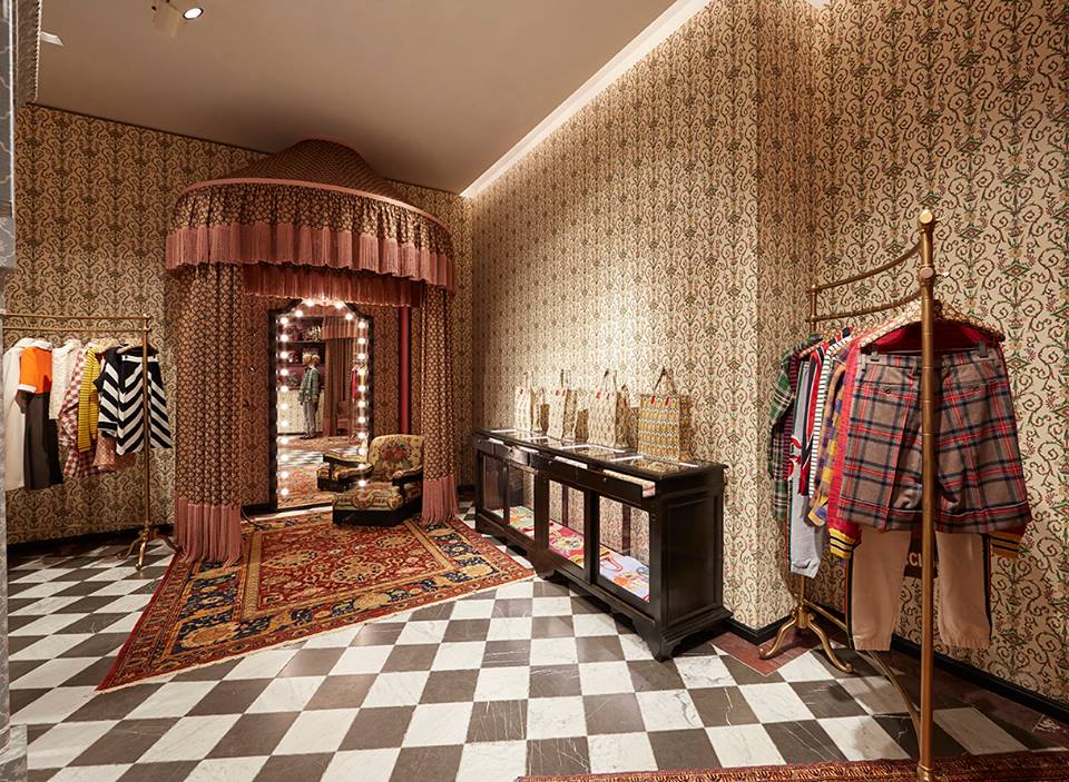 CPP-LUXURY.COM 在 上："Refreshed Gucci Garden opens in Italy https://t.co/s1WJEMzrMv #GucciGarden #Florence #AlessandroMichele #store #refreshed #renewed #experiential #Firenze #Kering #luxury #luxuryfashion #retail ...