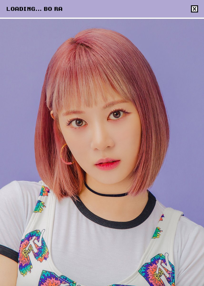 KimBoraBrasil's tweet photo. 📷FOTO)) 10.01.19 | Atualização no Twitter do Cherry Bullet com fotos teaser da versão 'Loading' para o album de debut 'Let's Play Cherry Bullet'.

#BORA #보라 #CherryBullet #체리블렛 #QnA #LOADING_BORA https://t.co/xlAO0Sddec