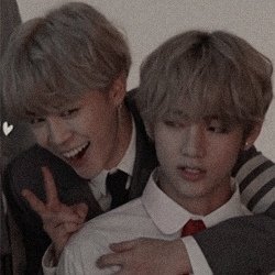 Dedkrut's tweet image. ~Чимин и Тэхён (bts)~
Рт - взял (а)
Фав - нравится
Жду отзыва~