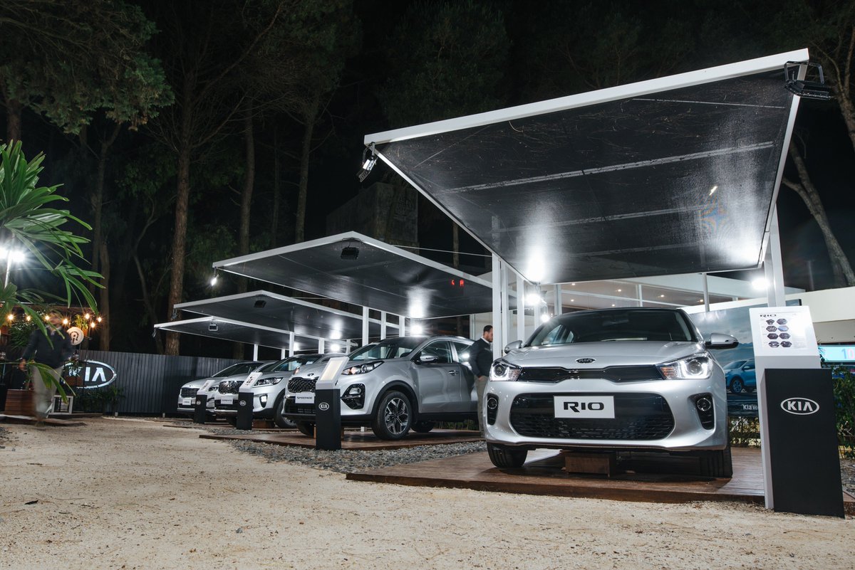 TotalEnergiesAR's tweet photo. Acercate al stand de @Kia_Argentina en Cariló y participá del Kia Test Drive Powered by TOTAL. #VeranoTOTAL 🌞😎🚗🏖 https://t.co/YqkLqy3Bpj