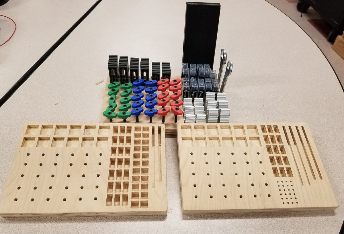 WWHSTechCoach's tweet image. 3rd iteration from @WWHSWizardPride #studentengineer Giguere works as intented. Challenge was to provide easy access &amp;amp; storage for two sets of #Carvey accessories, #success. Design was inspired by @Inventables projects. 
#pbl
#woodworking
#realworld 
#stem
#makeeverything 
#cnc
