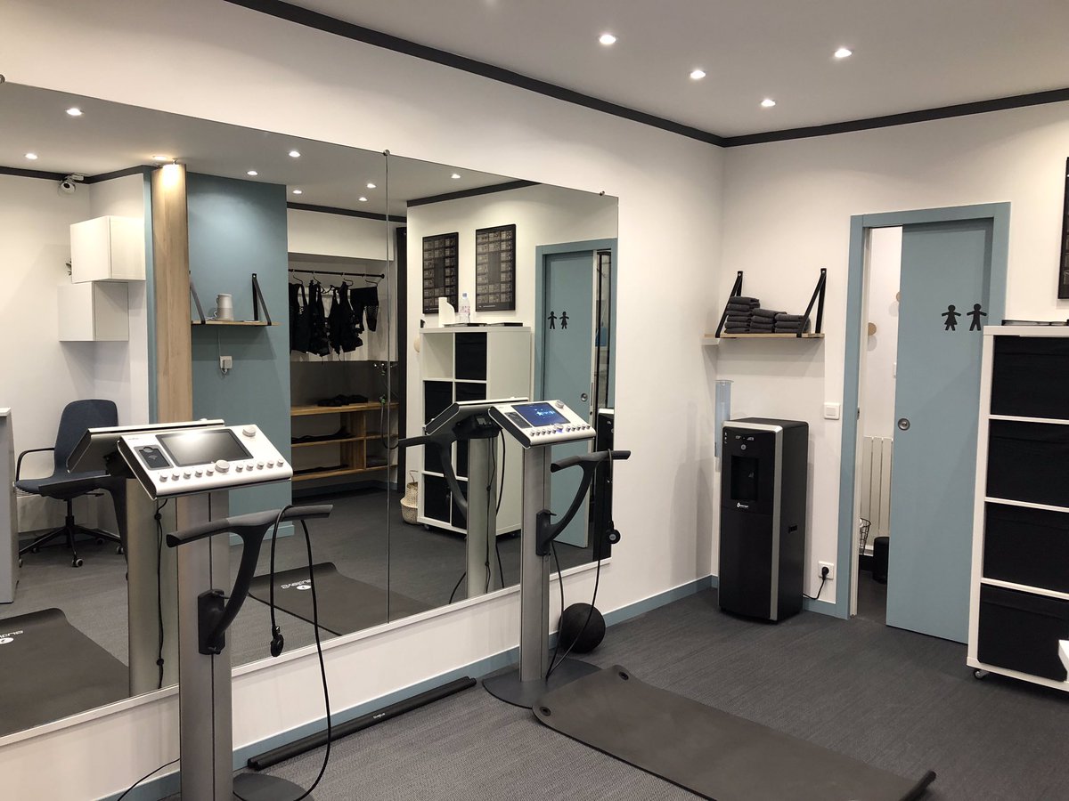 FitEtVous's tweet photo. Nouveau studio #Mihabodytec @villederueil au 7, place de l’église ! Séance découverte offerte ! #sport #fitness #amincissement #Sante https://t.co/zUxYRZftOF