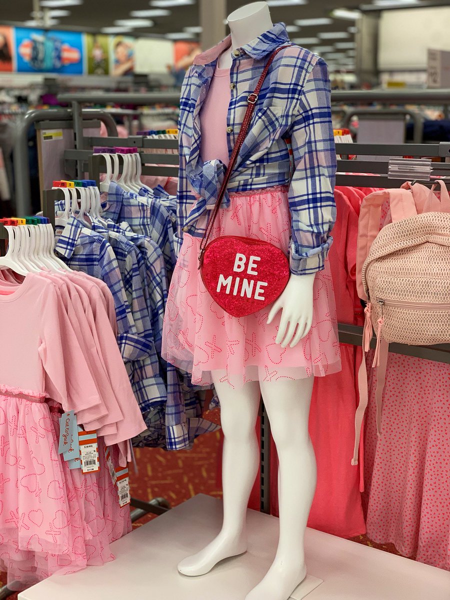 targetVM_erika's tweet image. Girls is pretty in pink!! All ready for Valentines Day💘💗💖💓 @EricWunderle