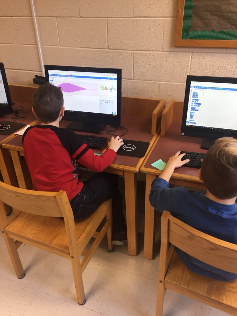 ShenMcGrath's tweet photo. 5th grade students @Shatekon are working on Google Doodles using CS First #Googlecoding #coding #shatekon https://t.co/DxctiZLZ9O