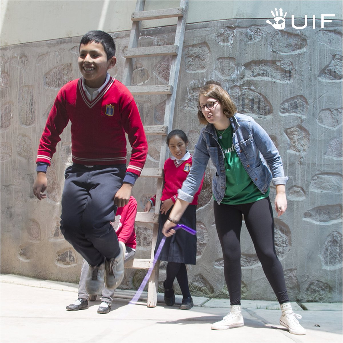 umbrellainit's tweet photo. A child is a child, no matter what. #UIF #PERU #VOLUNTEER https://t.co/B9LgymeTfq