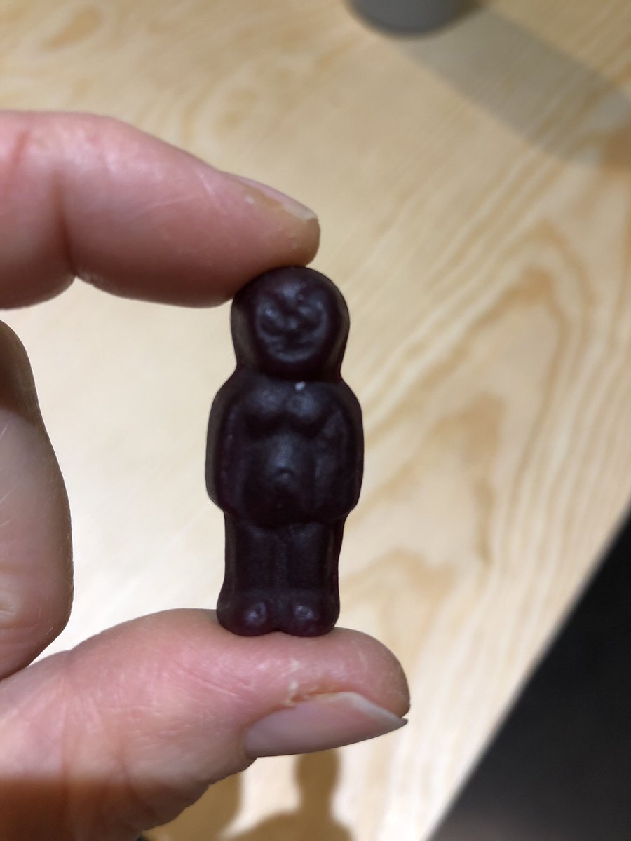 Haribo qui planque des bonbons maléfiques dans ses paquets... 😱