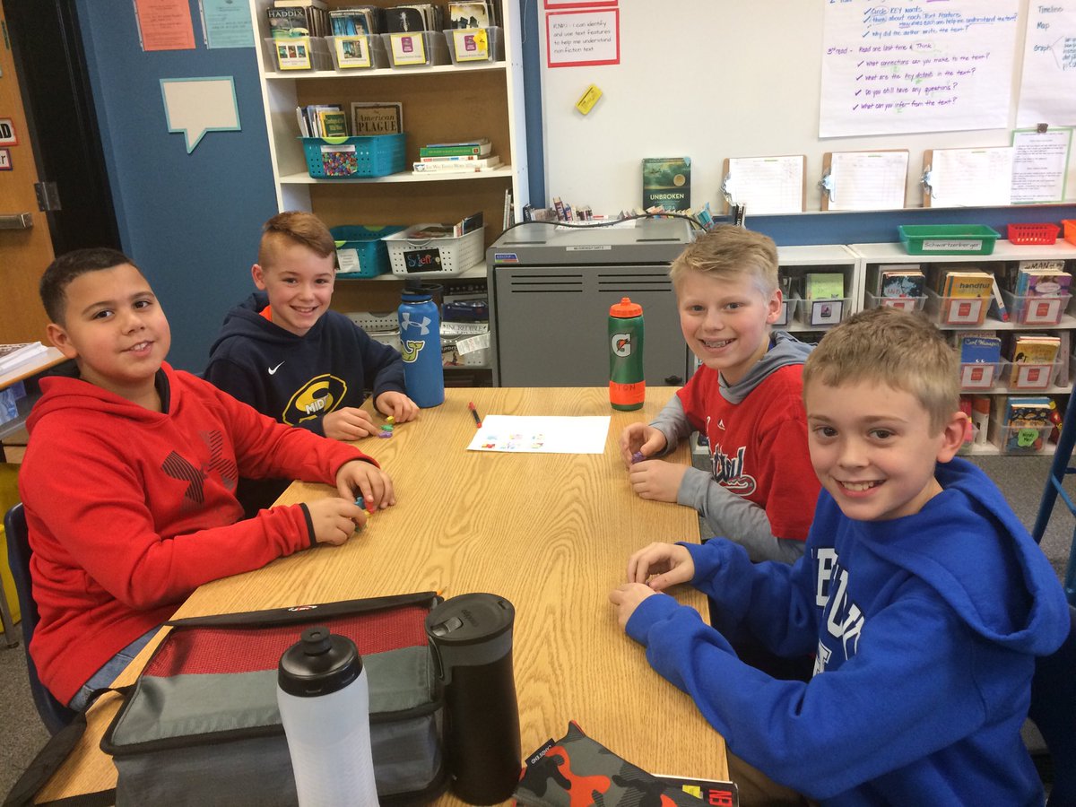 MrsSchwartzy's tweet image. Winners of the mechanical dissection challenge!  #puzzlemasters #sascompass #pltw