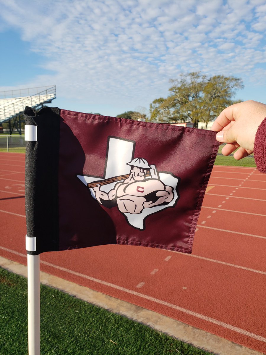 RallySportswear's tweet photo. @tascosoccer Check out who is flying their new corner flags proudly at their San Bernard Classic tournament today! #customcornerflags @CoachHarington https://t.co/1SbIU5qTdJ