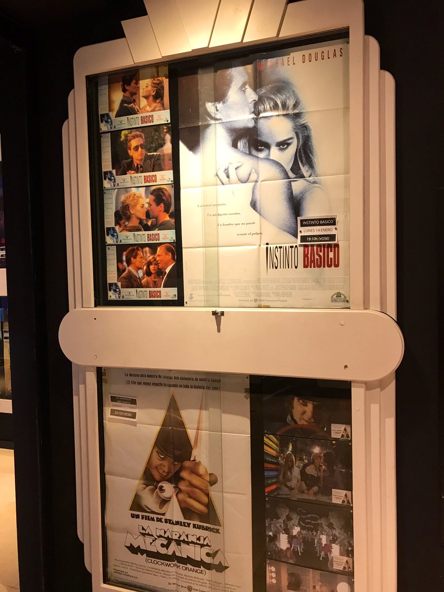 alexdelaIglesia's tweet photo. Nacho Cerdá, además de ser un formidable director, ha cumplido un sueño que todos hemos tenido alguna vez: tener un cine... el suyo es soberbio, proyección perfecta en 35 y 70mm, sonido Atmos... https://t.co/je2MIjYyTV