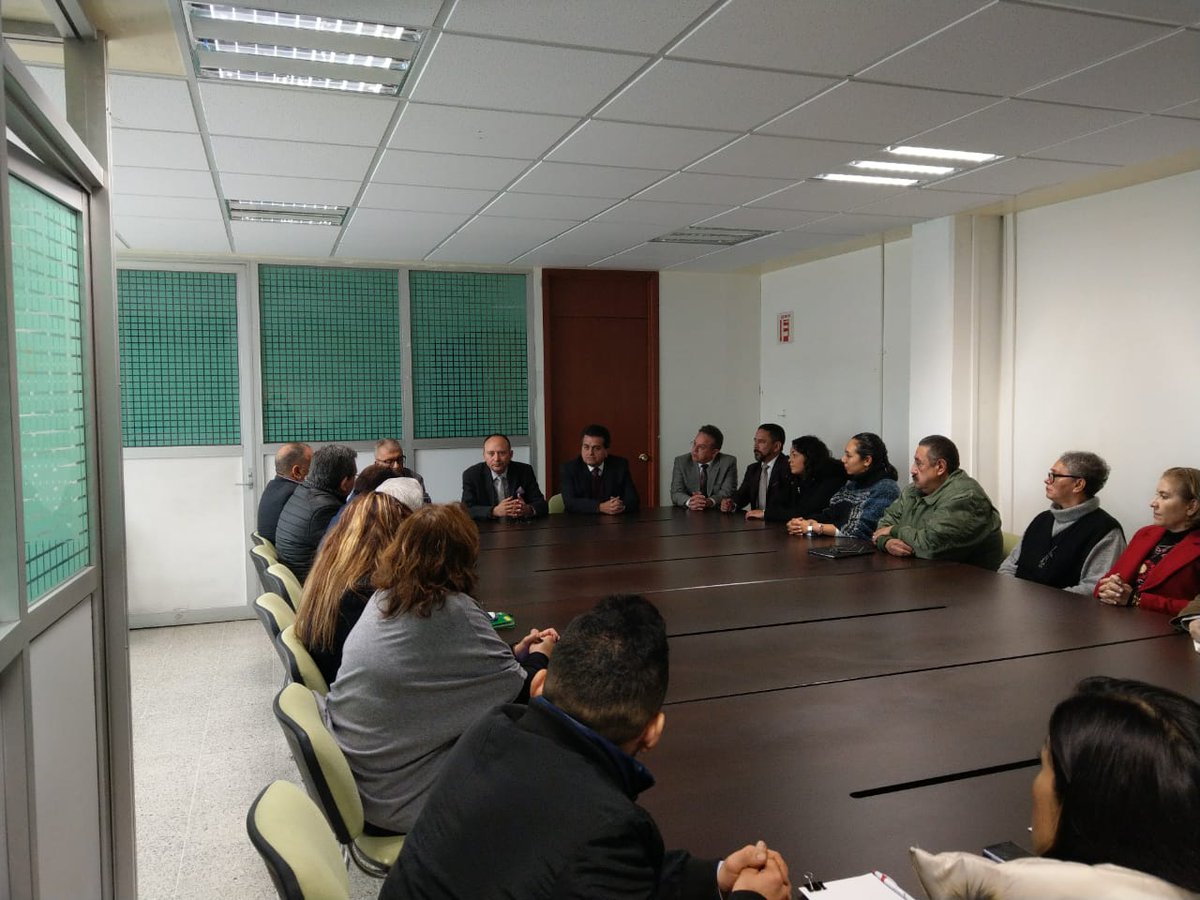 Recibimos en <a href="/ccecyte/">Coordinación CECyTEs</a> al Dr. Rafael Sánchez Andrade jefe de la UEMSTIS (DGETI) quien saludó al personal de las áreas y tuvo acercamiento con todos quienes la integramos